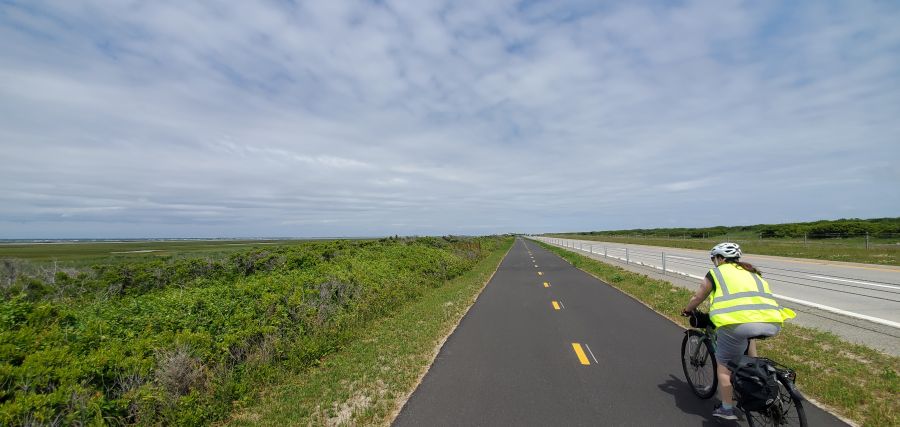 Jones Beach bike path